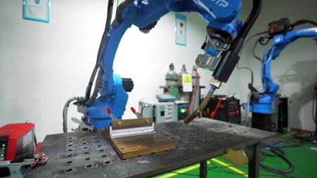 Crobotp 1400mm 産業用 MIG 溶接ロボット オートメーション